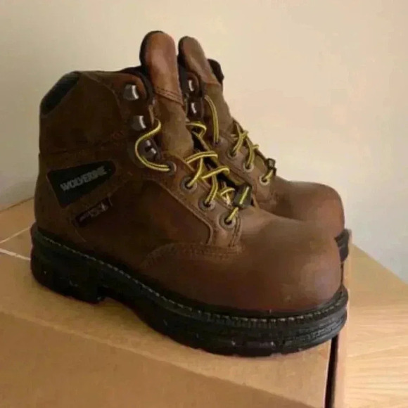 K. Wolverine Men's Boots- Brown- US 7 MENS - Picture 1 of 4